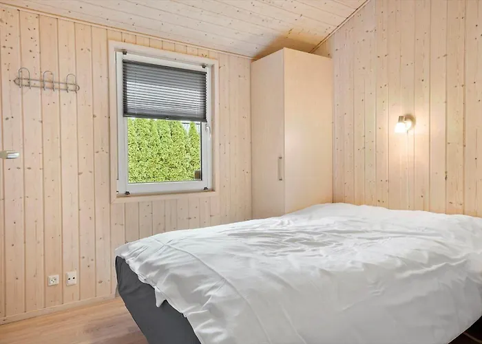 Holiday home Oh381-hadsund-sitkastien-2