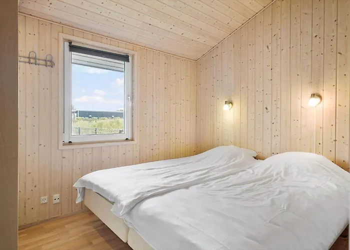 Holiday home Oh381-hadsund-sitkastien-2 *